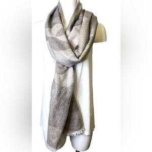 Gap Scarf Wrap Oversized Tan Touch Of Yellow Very Soft Wrap
